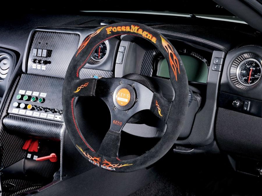  Nissan GT-R Drift Spec by Blitz 2010 года  (фото 2 из 3)